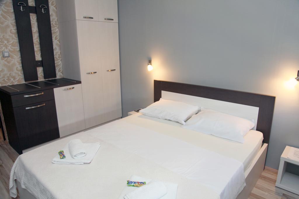 Silver House Hostel Čačak 객실 사진